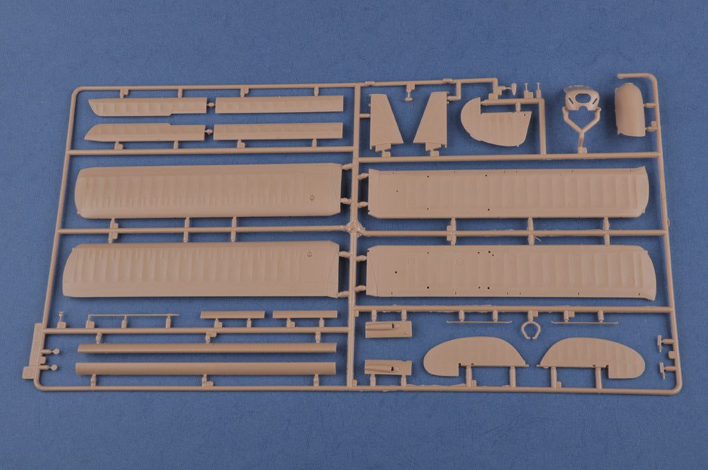 Hobby Boss 1/35 Fieseler Fi-156 A-0/C-1 Storch (4)