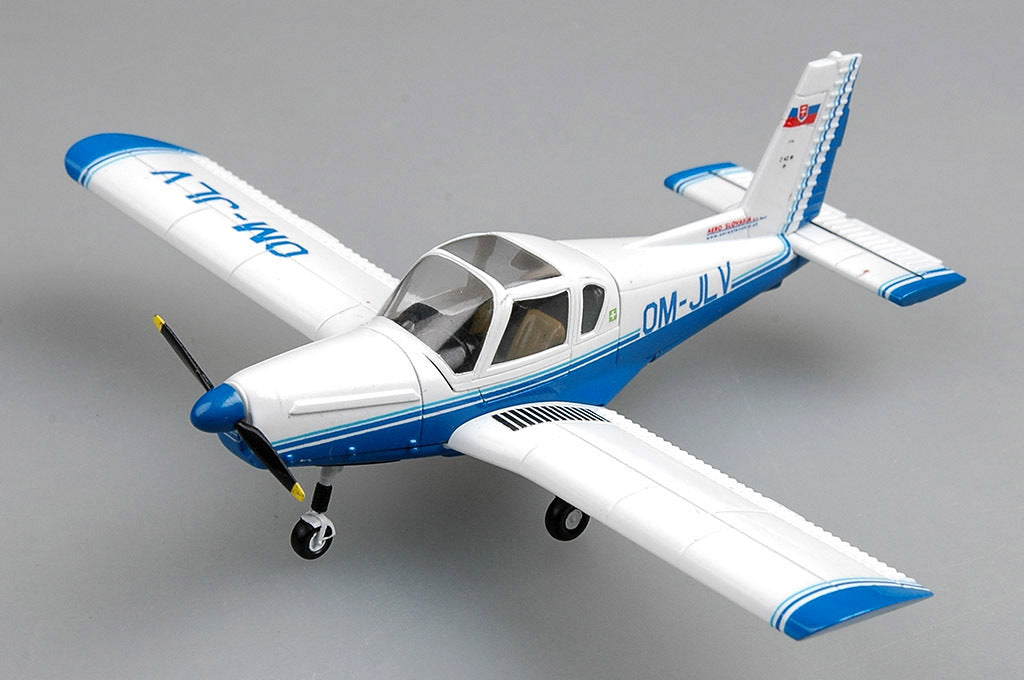 Hobby Boss 80231 1/72 ZLIN Z-42M (9120462799085)