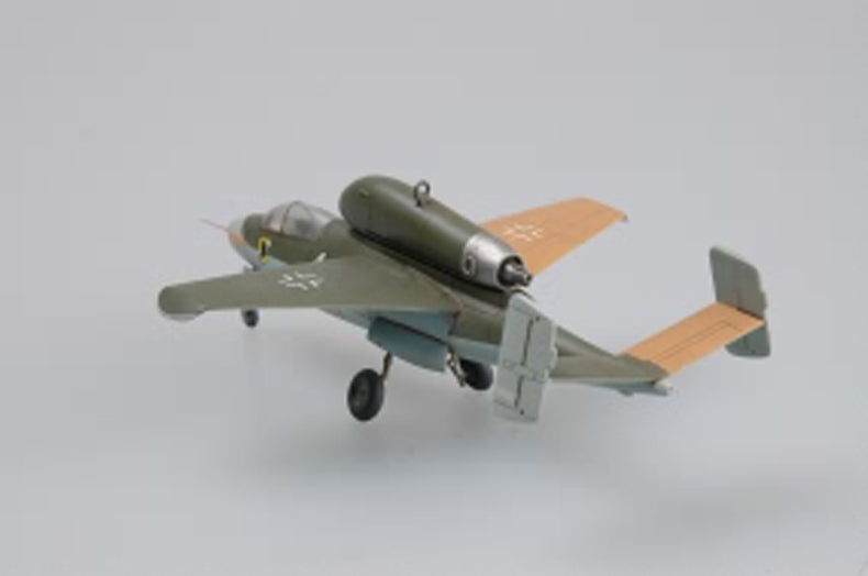 Hobby Boss 1/72 He162 Salamander (4)