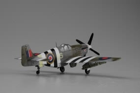 Hobby Boss 1/72 P-51C Mustang Fighter (2)