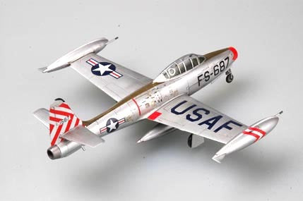 Hobby Boss 1/72 F-84E Thunderjet (4)