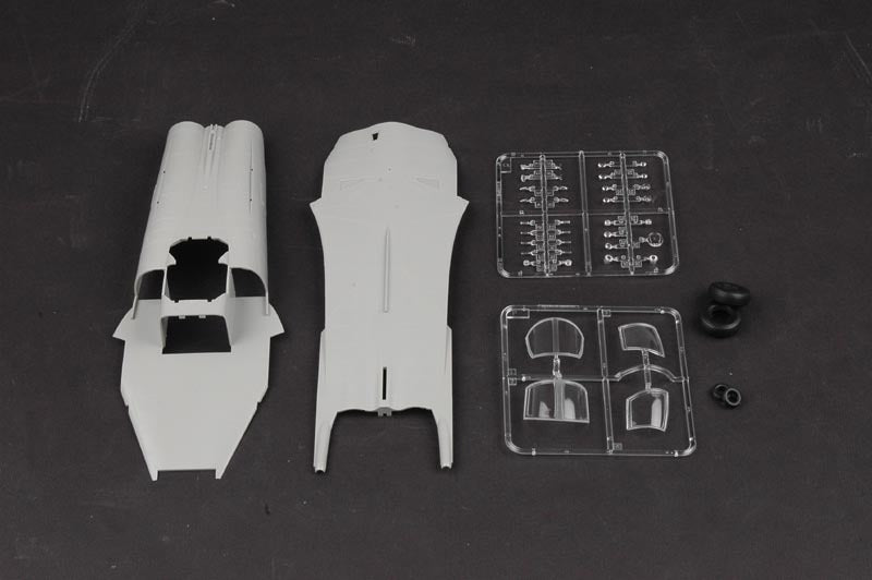 Hobby Boss 1/48 FB-111 Aardvark (7)