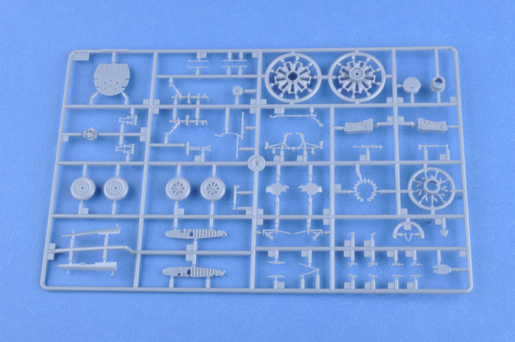 Hobby Boss 80392 1/48 F4U-7 Corsair FRENCH NAVY (9120463683821)
