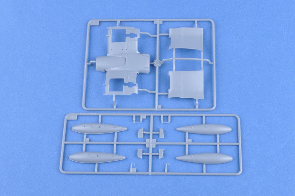 Hobby Boss 80392 1/48 F4U-7 Corsair FRENCH NAVY (9120463683821)