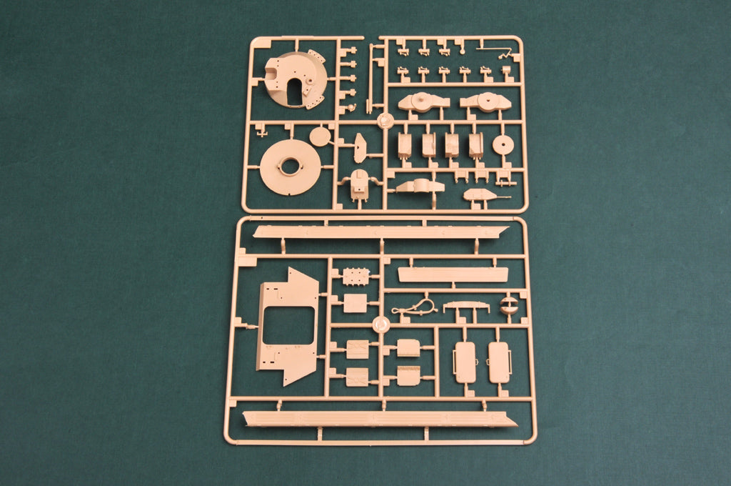 Hobby Boss 82473 1/35 PLA ZSD90 APC (9120464666861)