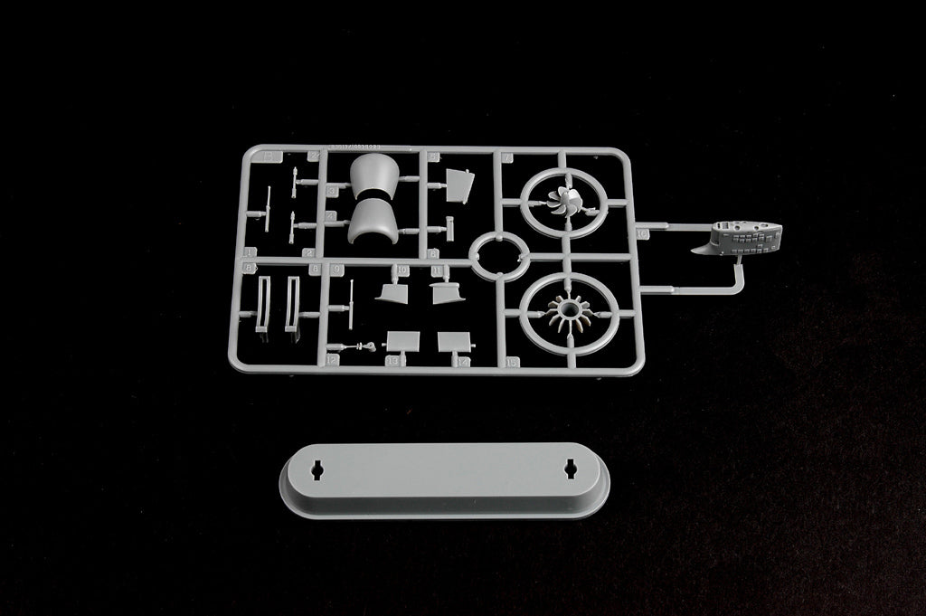 Hobby Boss 83513 1/350 Virginia SSN-774 - Hobby City NZ