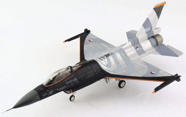 Hobby Master HA3893 1/72 F-16AM Fighting Falcon - J-055 RNLAF 313 Sqn RIAT 2007