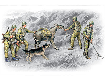 ICM 1/35 Soviet Sappers (1979-1988) (4 Figures - 3 soldiers 1