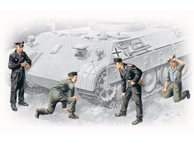 ICM 1/35 German Tank Crew (1943-1945) (4 Figures - 1 officer