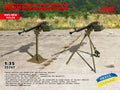 ICM 1/35 DShKM with support/tripod
