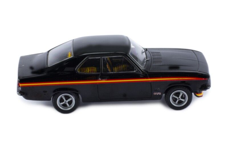 IXO Models CLC491N.22 1/43 Opel Manta A GT/E 1974 Black Magic - Hobby City NZ
