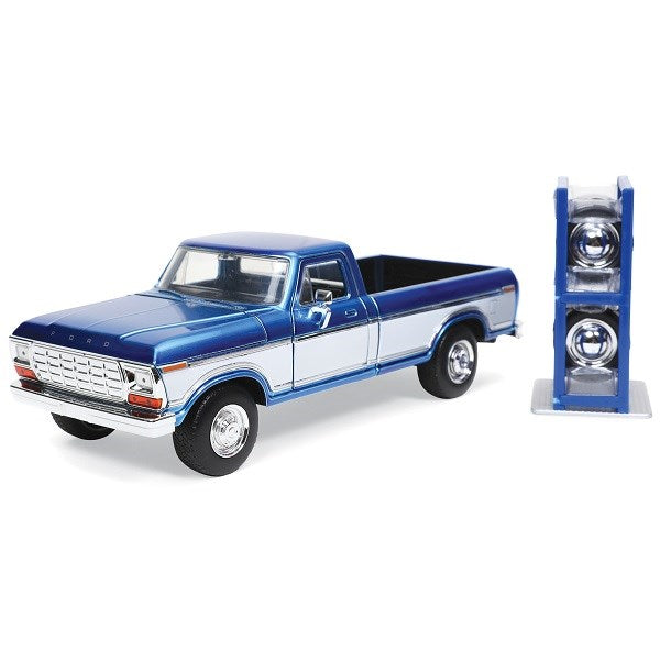 Jada 32309 1/24 1979 Ford F-150 Custom Pickup (Candy Blue) w/Wheel Rack (7546178896109)