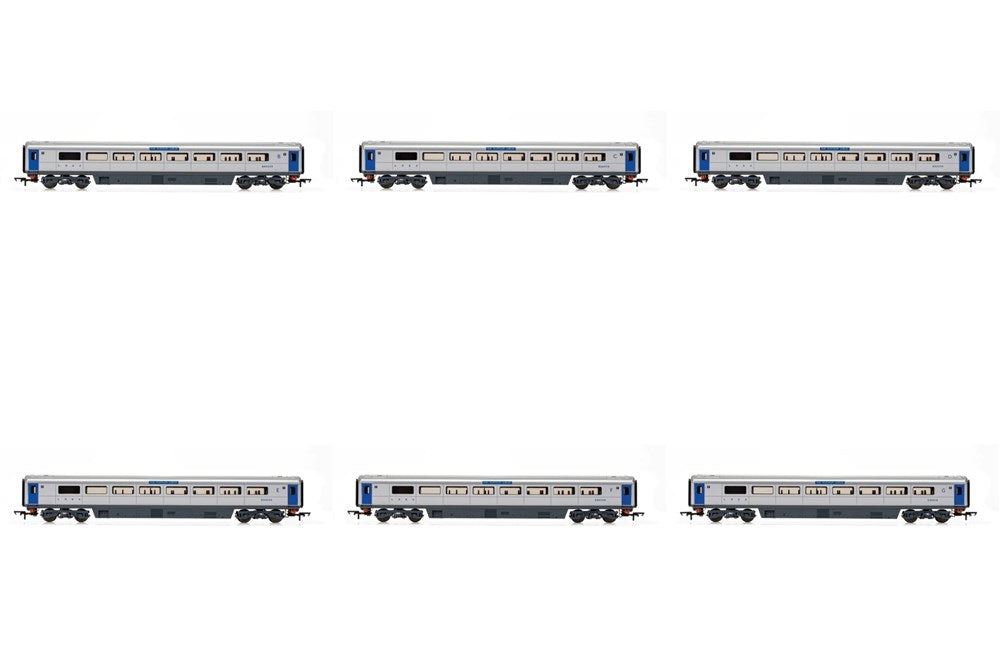 Hornby R30215-W HM Queen Elizabeth II Platinum Jubilee HST Train Pack w/Coaches Combo (8176229023981)