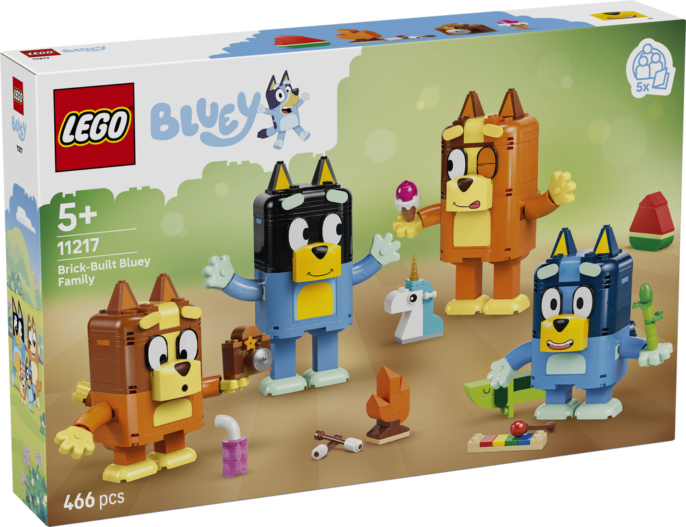 LEGO Bluey Brick-Built Bluey Family 11217