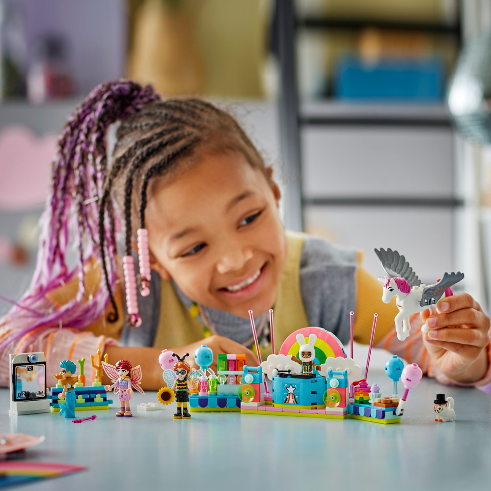 LEGO Friends Costume Party with Unicorn & Fairy 42661 (3)