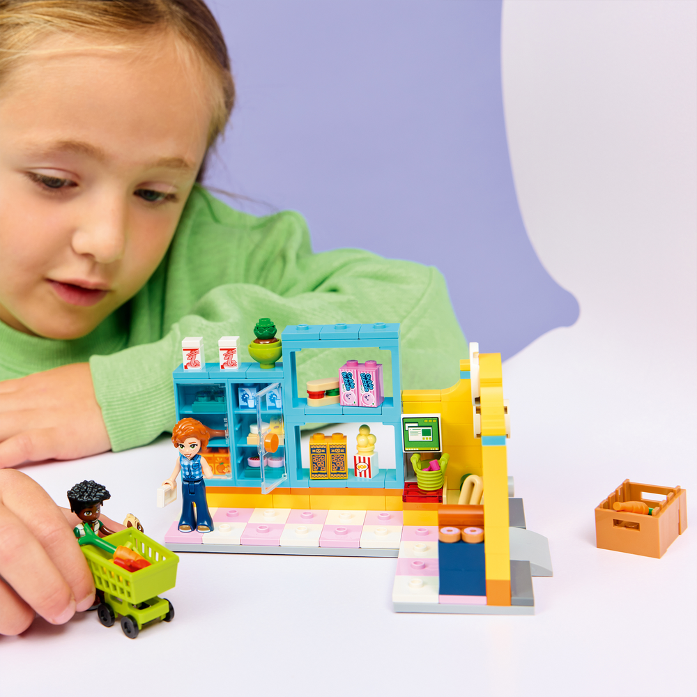 LEGO Friends Entertainment and Stories Heartlake City Convenience Store 42680 (3)