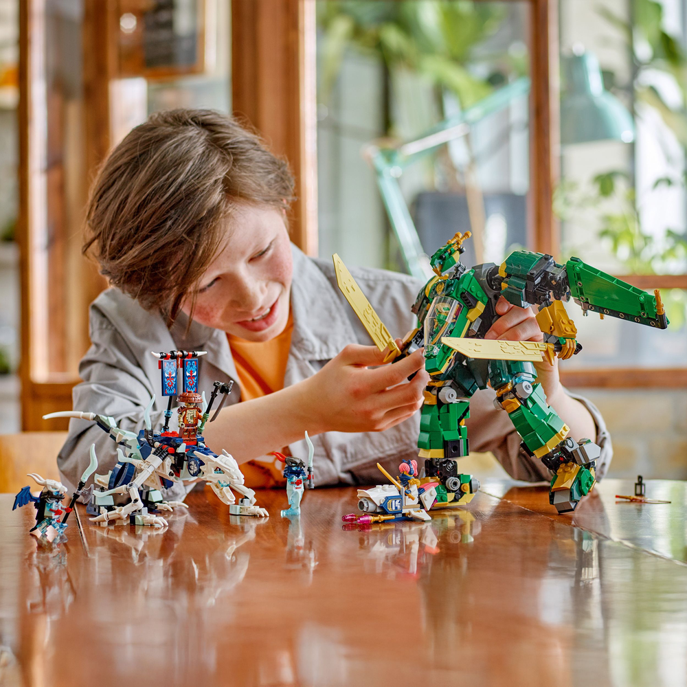 LEGO Ninjago Lloyd's Jet Mech 71845 (3)
