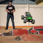 LOSI LMT 2.0 Grave Digger 4X4 Solid Axle Brushless RTR RC Monster Truck 1/8 Scale (16)