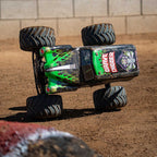 LOSI LMT 2.0 Grave Digger 4X4 Solid Axle Brushless RTR RC Monster Truck 1/8 Scale (19)