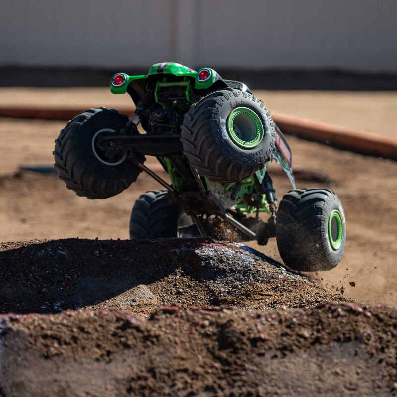 LOSI LMT 2.0 Grave Digger 4X4 Solid Axle Brushless RTR RC Monster Truck 1/8 Scale (17)