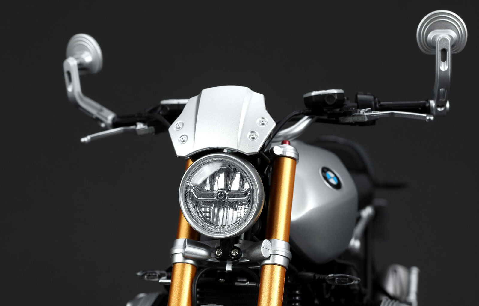 Meng MT-003v 1/9 BMW R nineT Option 719 Aluminium (Pre-colored Edition) - Hobby City NZ