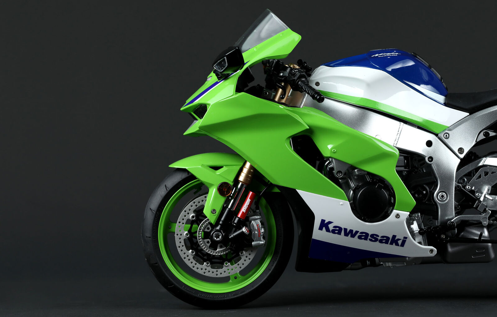 Meng MT-007s 1/9 Kawasaki ZX-10R (Pre-coloured Edition) - Hobby City NZ