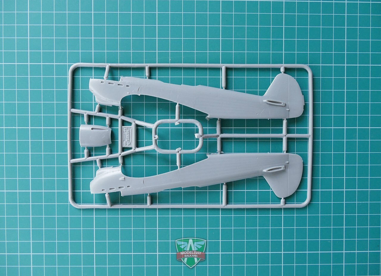 ModelSvit Yak-1B Soviet fighter (4)