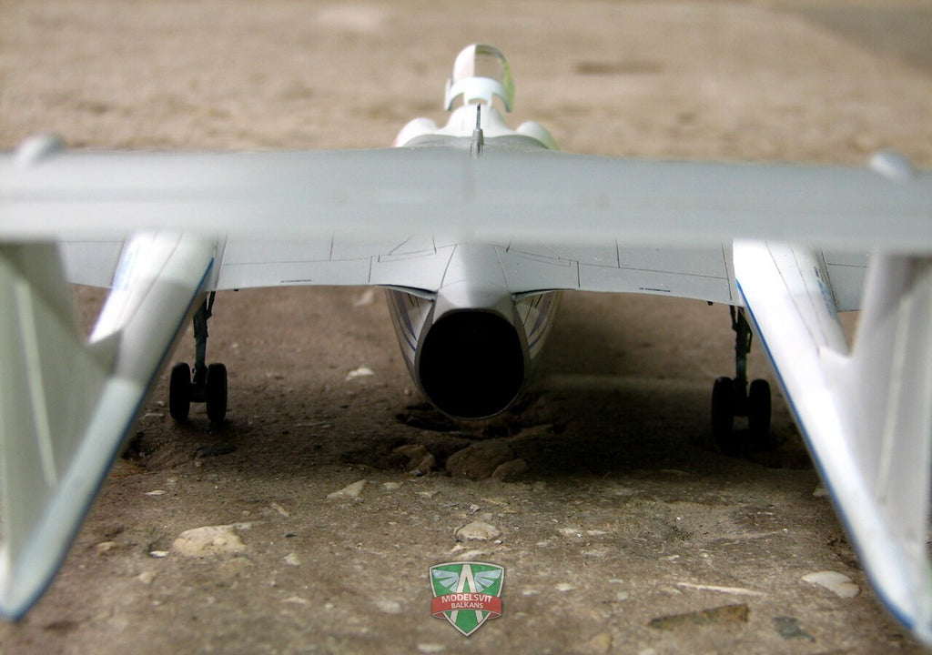 ModelSvit Myasishchev M-17 Stratosphera (3)