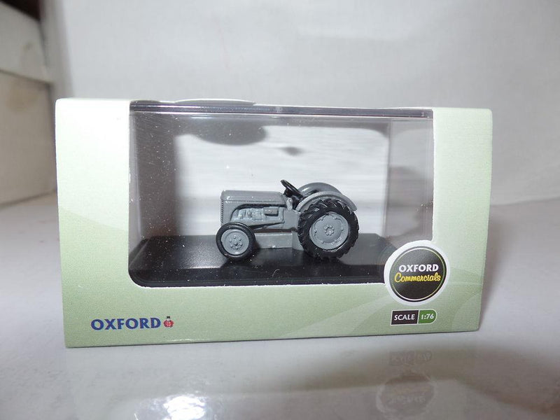 Oxford TEA001 1/76 Ferguson TEA Tractor (8753874534637)