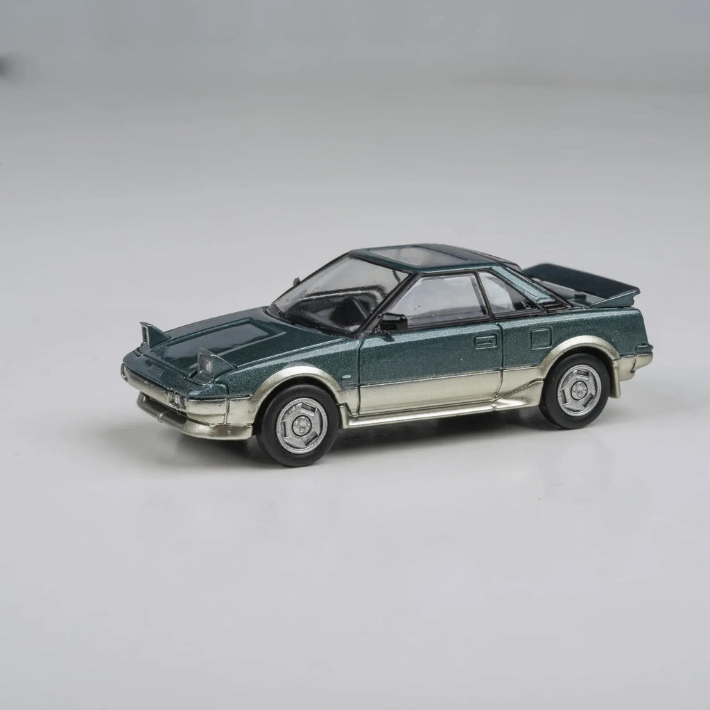 Para64 PA-65368 Toyota MR2 MK1 Green/Gold RHD Diecast Model Car
