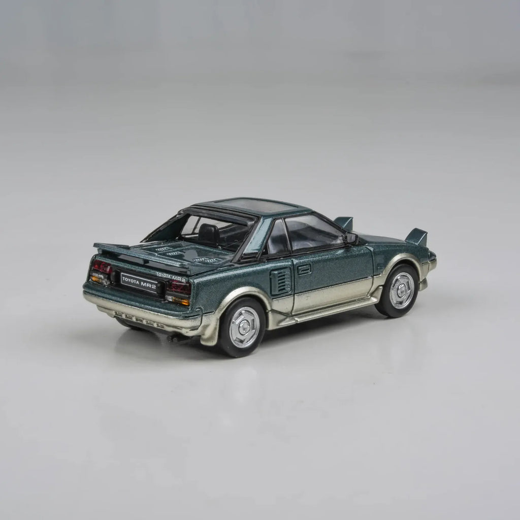 Para64 PA-65368 Toyota MR2 MK1 Green/Gold RHD Diecast Model Car