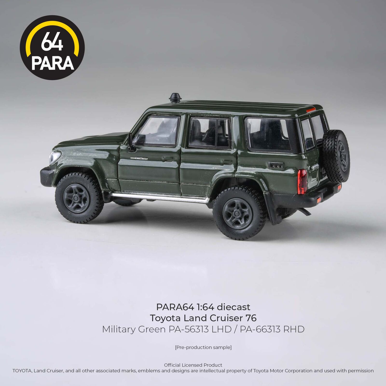 Para64 PA-66313 2014 Toyota Landcruiser LC76 Military Green RHD Diecast Model Car