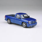Para64 PB-55833 2006 Chevrolet Cateye Silverado Single Cab Diecast Model Car