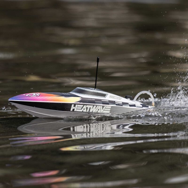 Pro Boat PRB08053T2 Recoil 2 18 inch Self-Righting Brushless Deep-V RTR Heatwave - Hobby City NZ (8499677495533)