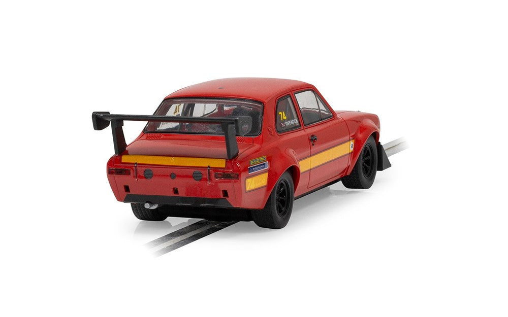 Scalextric Ford Escort MK1 Tom Ovenden (2)