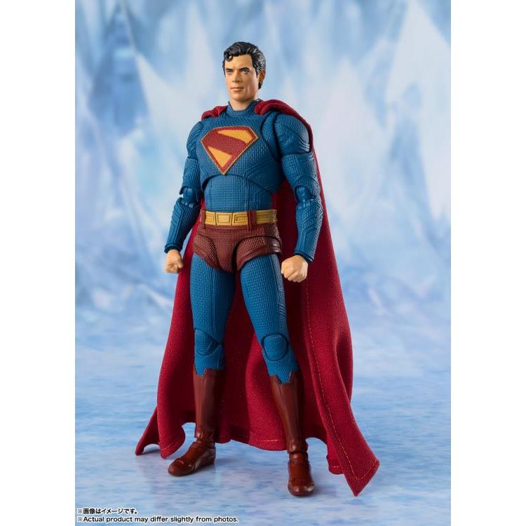 Tamashii Nations S.H.Figuarts Superman (Superman) (6)