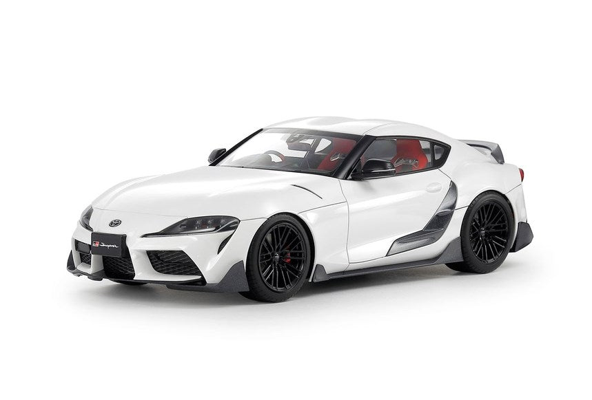 Tamiya 1/24 TOYOTA GR SUPRA CUSTOM (2)