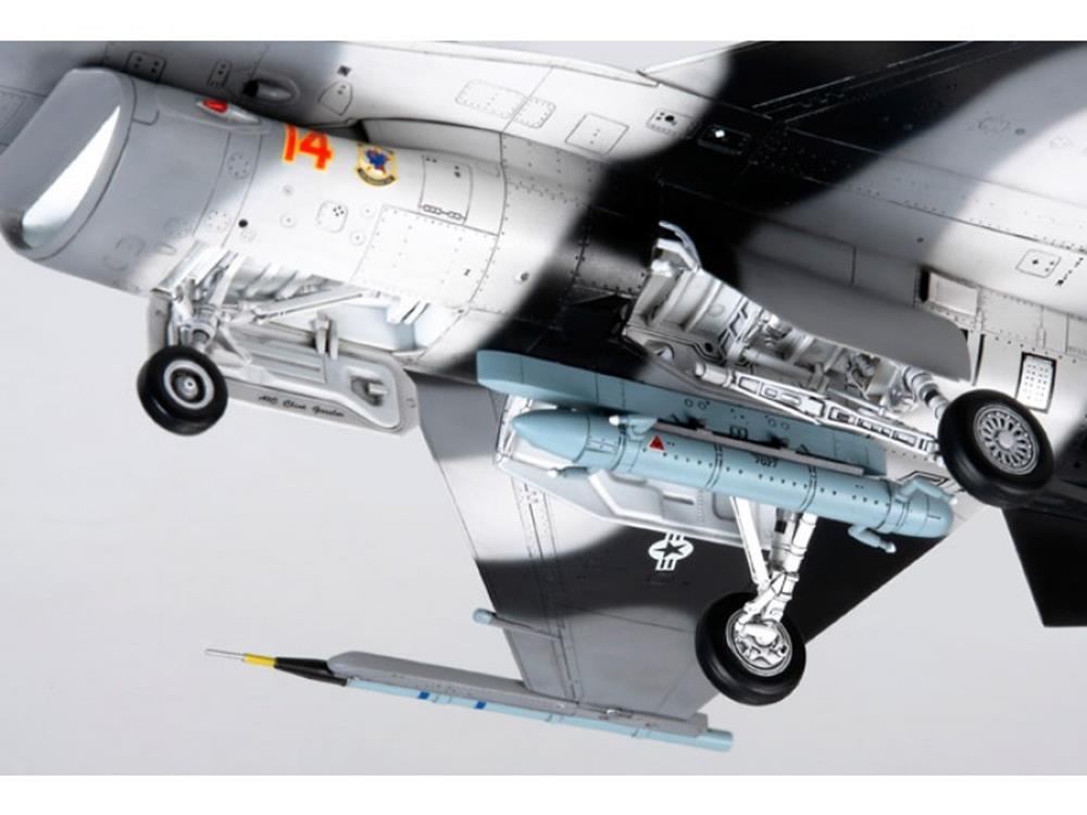 Tamiya 61106 1/48 F-16C/N Aggressor/Adversary (7537799758061)