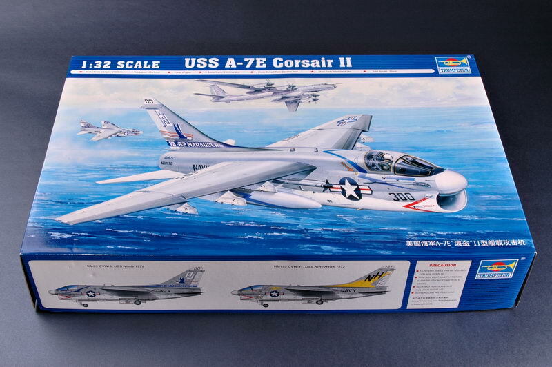 Trumpeter 1/32 USS A-7E Corsair II (4)