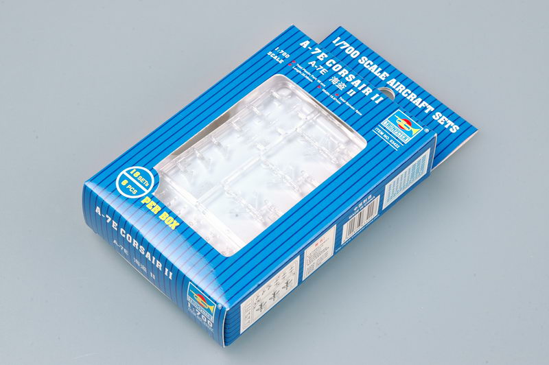 Trumpeter 03422 1/700 A-7E CORSAIR II (8967478575341)