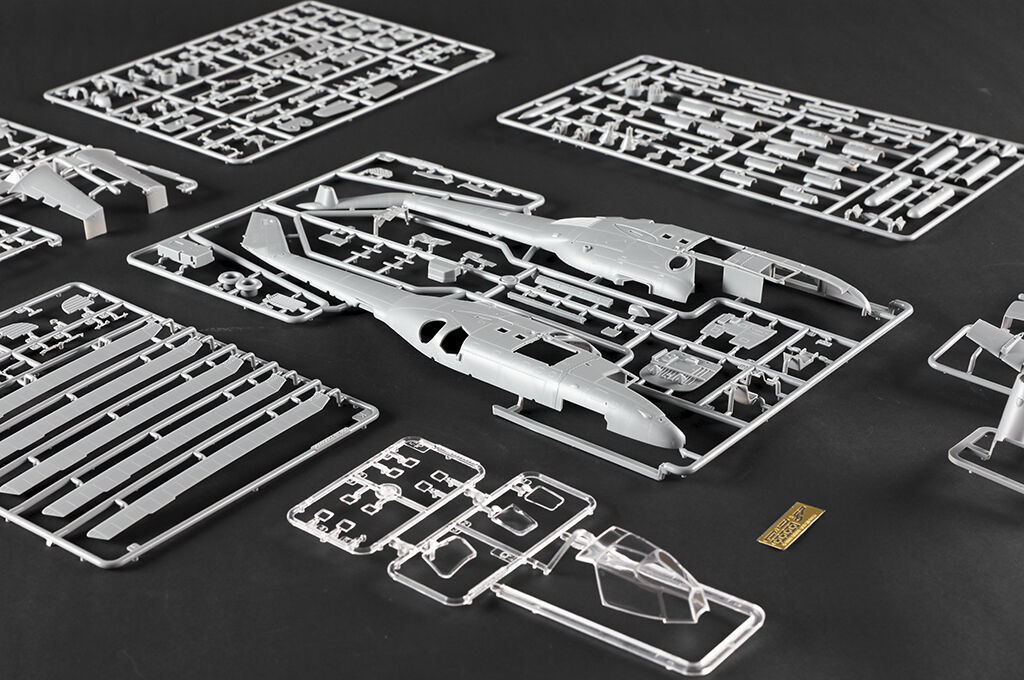 Trumpeter 05828 1/48 Mi-24A Hind-B (9120479314157)