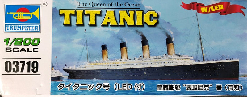 Trumpeter 03719 1/200 Titanic (w/ LED Light Set)