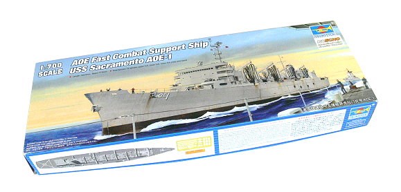 Trumpeter 05785 1/700 AOE Fast Combat Support Ship USS Sacramento(AOE-1) (8967464583405)