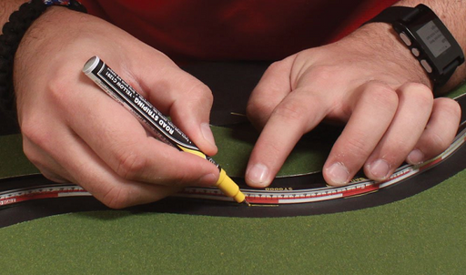 Woodland Scenics C1291 White Road Striping Pen - Hobby City NZ