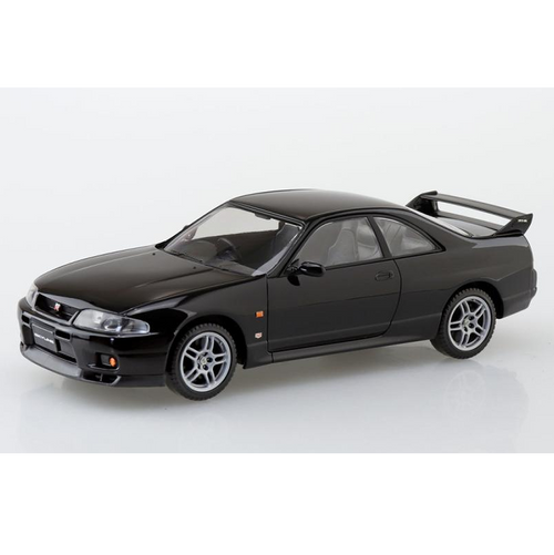 Aoshima 1/32 R33 SKYLINE GT-R (BLACK (2)