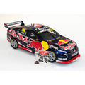 Biante 1/18 Holden VF Commodore #888 Lowndes/Richards