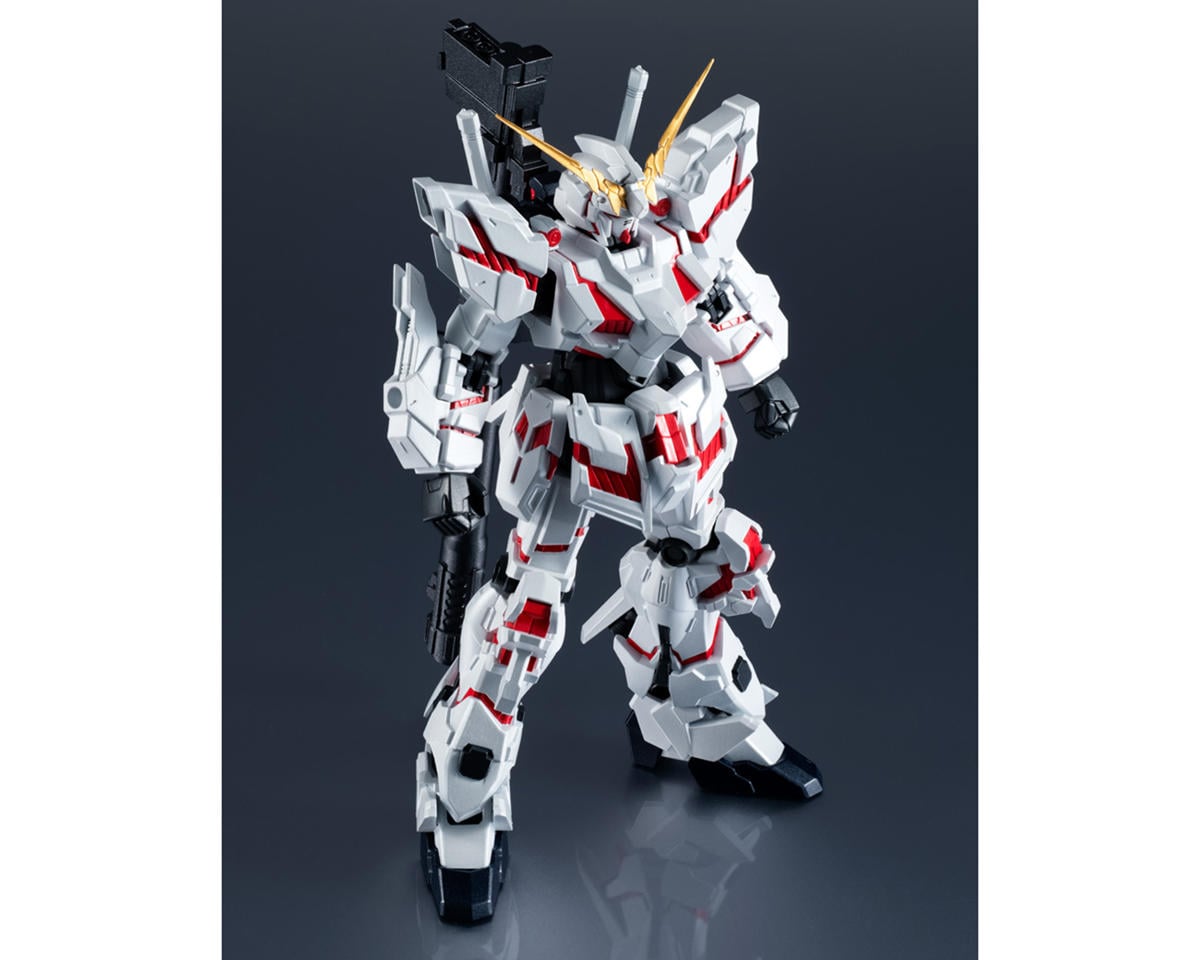 Bandai Gundam Universe RX-0 Unicorn Gundam Renewel Mobile Suit - BAS67525