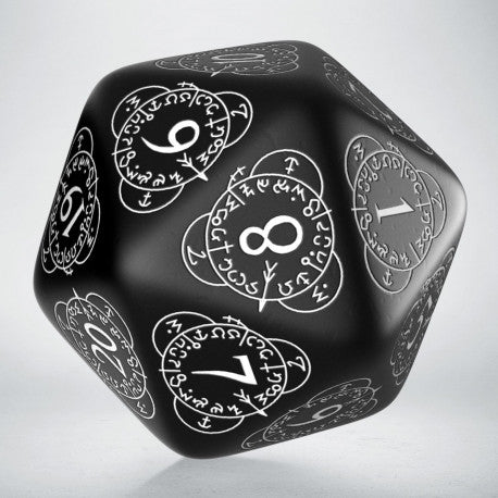 Q Workshop D20 Level Counter Beige & black Die