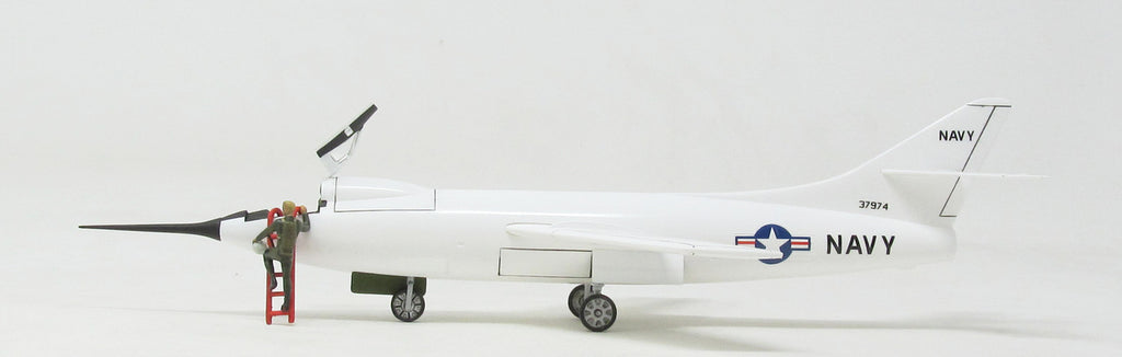 Atlantis Models Douglas D558-2 SkyRocket (2)