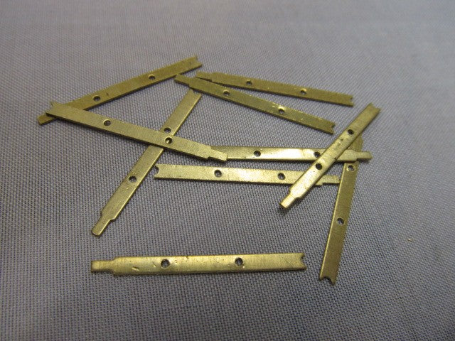 Billing Boats 04-BF-0627 Rail Stanchion 28mm 2hole (10) (8745085763821)